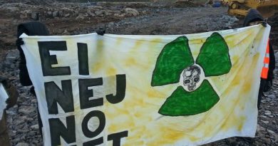 Anti-nuclear campaigners are trying to stop Fennovoima from building a new plant in North Ostrobothnia. (Antti Pylväs / Yle)