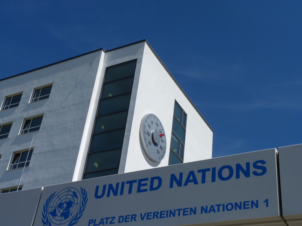 Preparing for Paris: Staff at UNFCCC headquarters in Bonn are working overtime. (Irene Quaile/Deutsche Welle)