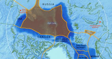 The Donut Hole (and two other small ones to the south) at the center of the Arctic Ocean. (Cryopolitics)