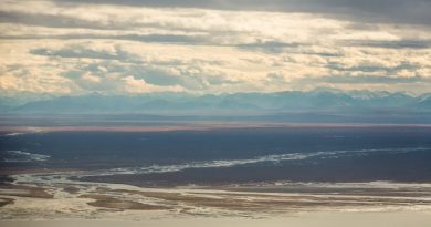 The Canning River in ANWR's 1002 coastal plain. (Loren Holmes / Alaska Dispatch News)