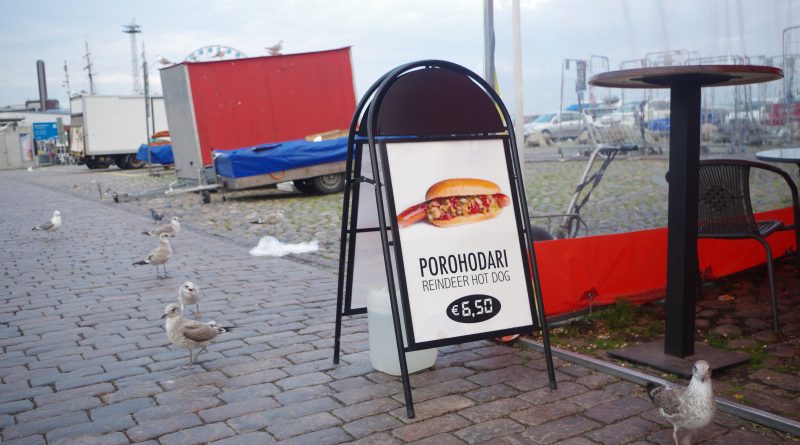 Reindeer hot dogs for sale at Kauppatori. (Mia Bennett)