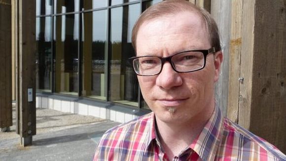 Pentti Pieski, chair of City-Sámit ry, who says repsonses to his organisation's petition have been positive. (Jouni Aikio / Yle Sápmi)