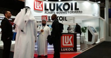 Crude oil marks lowest price in 6 1/2 years. Lukoil is Russia's largest private oil company. (Thomas Nilsen/Barents Observer)