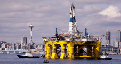 The oil drilling rig Polar Pioneer in a dock in Seattle in May 2015. The rig is the first of two drilling rigs Royal Dutch Shell has outfitting for Arctic oil exploration. (Elaine Thompson/File/AP)