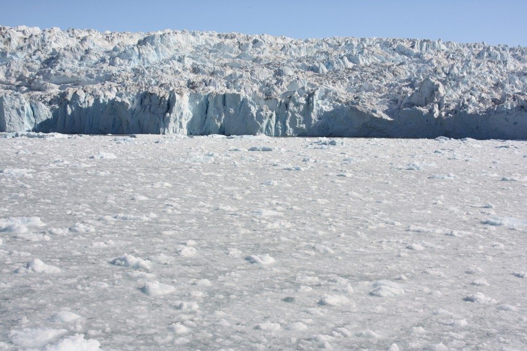 Greenland ice sheet is discharging ice into the ocean at an alarming rate. (Irene Quaile/Deutsche Welle)