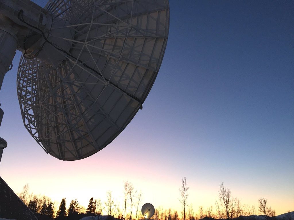 This KSAT antenna resembles the one currently a the Inuvik Satellite Station Facility in Canada's western Arctic. (Courtesy KSAT)