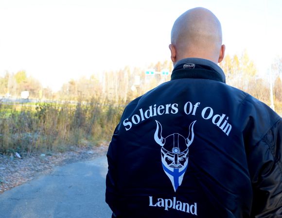Finland's chief prosecutor is raising concerns about citizen patrols being organized by the anti-immigrant group Soldiers of Odin. (Minna Aula / Yle)