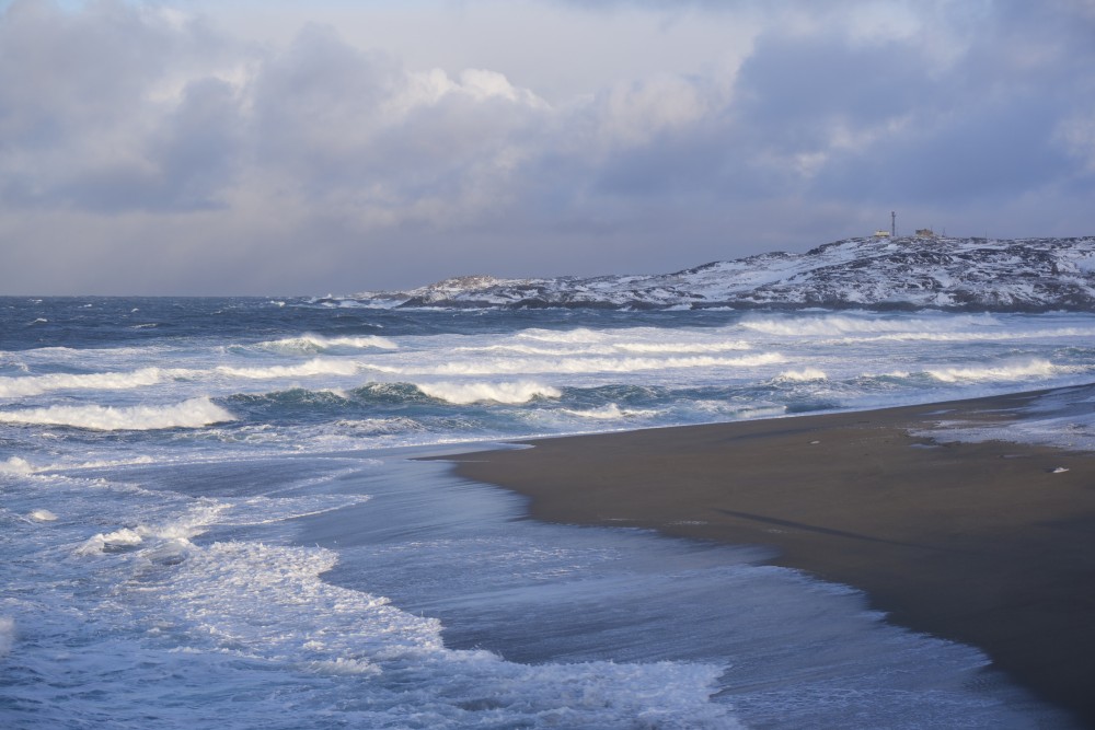 Migrants wanted to make it from Murmansk to Norway by sea, Russian security services say. Here from Grense Jakobselv - where Norway borders Russian by the coast of the Barents Sea. (Thomas Nilsen/The Independent Barents Observer)