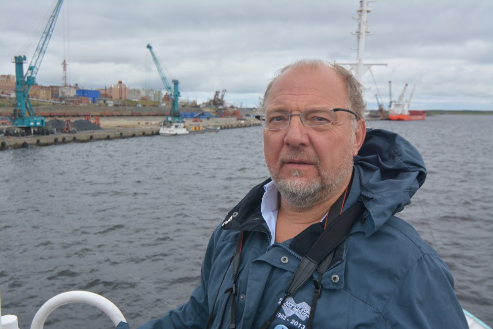 The new Barents Sea oil licenses can help build bridges between Norway and Russia, says Rune Rafaelsen, mayor of Kirkenes, Norway . (Thomas Nilsen/The Independent Barents Observer)