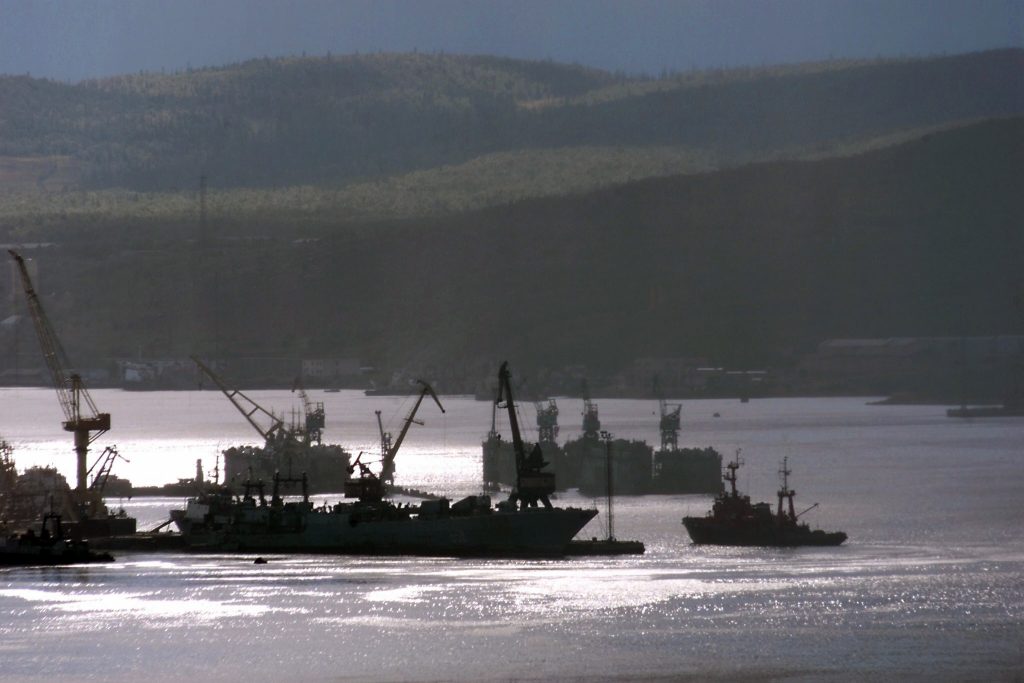 MURMANSK, RUSSIA:  Russian fishing boat enters 23 August 2000 the northern port of Murmansk in Kol'skiy (Kola) peninsula on the Barents Sea. (ALEXANDER NEMENOV/AFP/Getty Images)