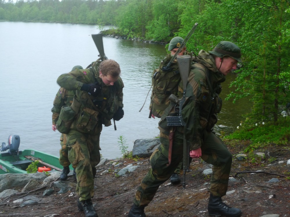 Norwegian border guard soldiers in the Pasvik valley. (Thomas Nilsen/The Independent Barents Observer)