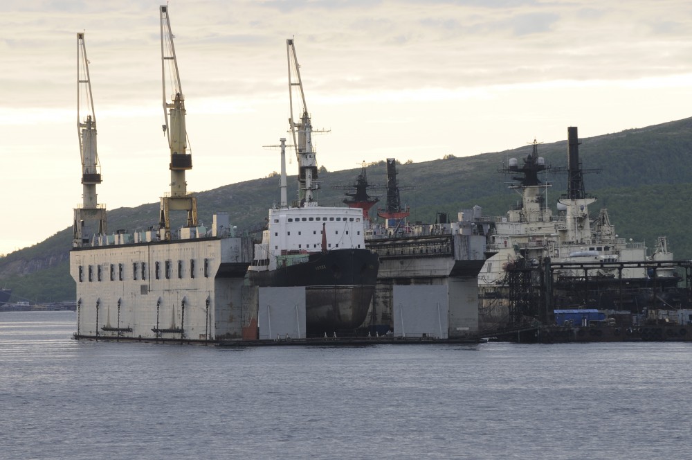 Nuclear waste vessel "Lepse" in floating dock at Atomflot in 2012. (Thomas Nilsen/The Independent Barents Observer)