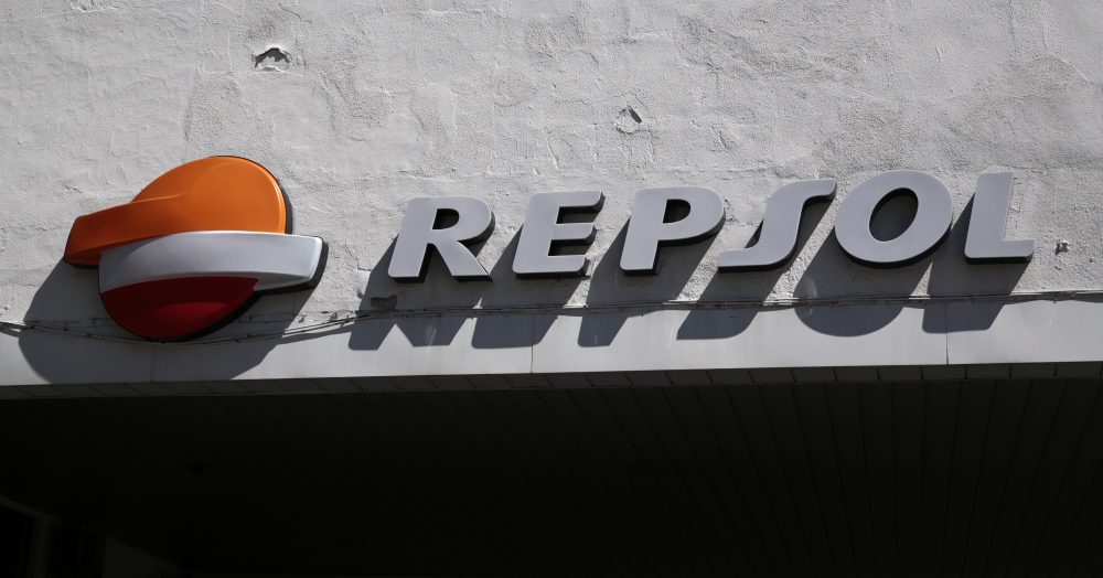 A Repsol logo can be seen on top of a petrol station in Madrid, Spain, April 8, 2016. REUTERS/Andrea Comas - RTSE6HT