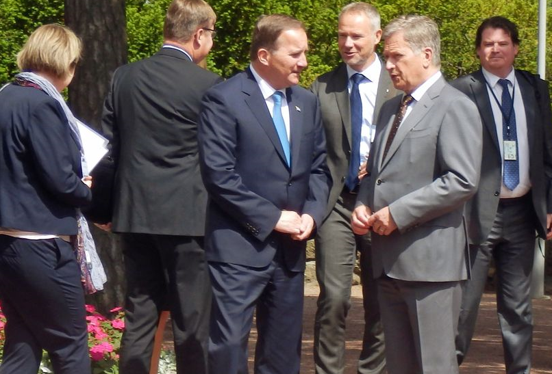 Swedish Prime Minister Stefan Löfven met Finnish President Sauli Niinistö on June 19 in Naantali. (Bengt Östling / Yle)