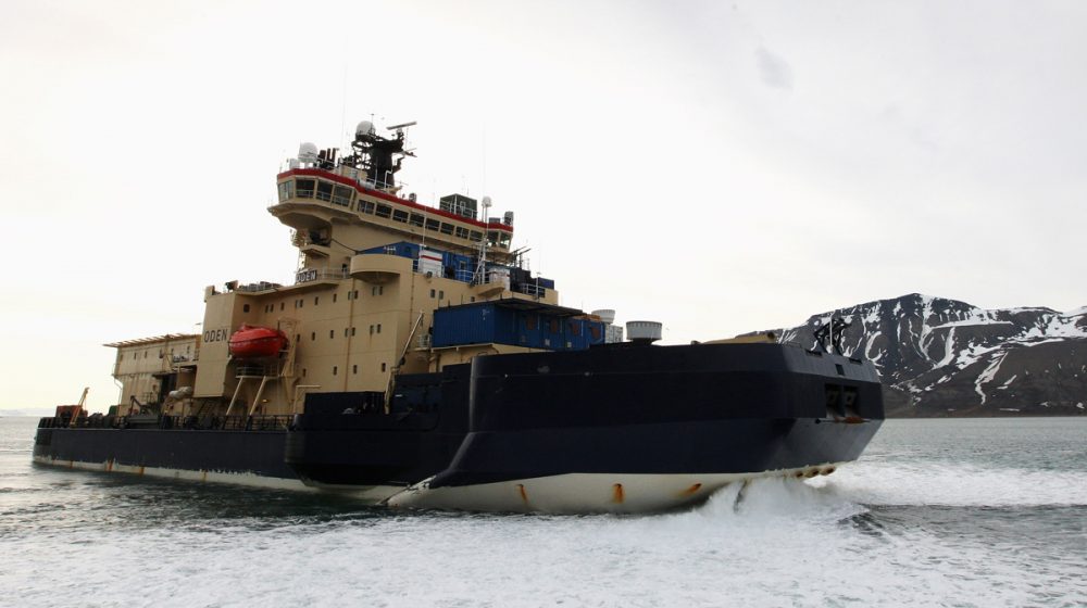 Sweden's icebreaker 'Oden' near Norway in 2008. The vessel will be helping Canadian researchers this summer as they collect data for their continental shelf claim. (Chris Jackson/Getty Images)