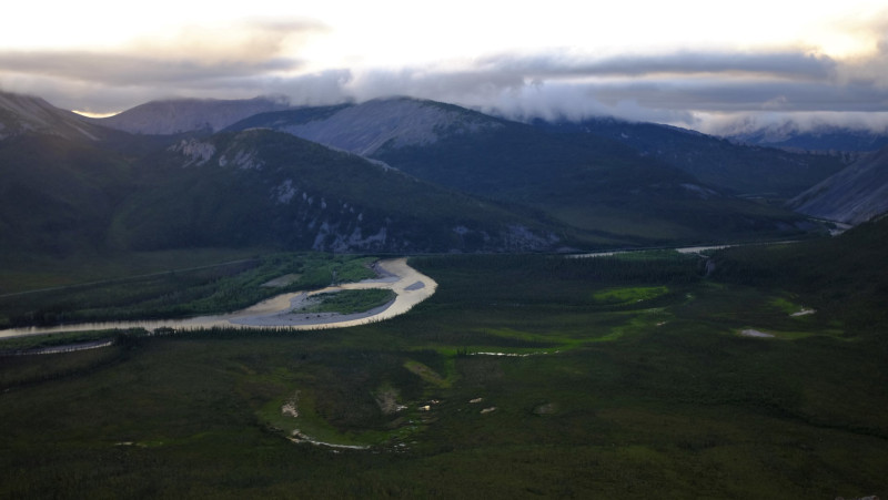 he Dempster Highway heading through the Ogilvie mountains, viewed from Sapper Hill in Yukon. (Mia Bennett)