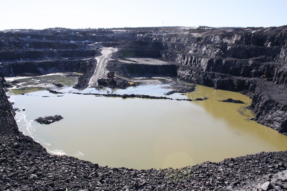 A view of Terrafame's northern quarry in April 2016. (Pasi Peiponen / Yle)