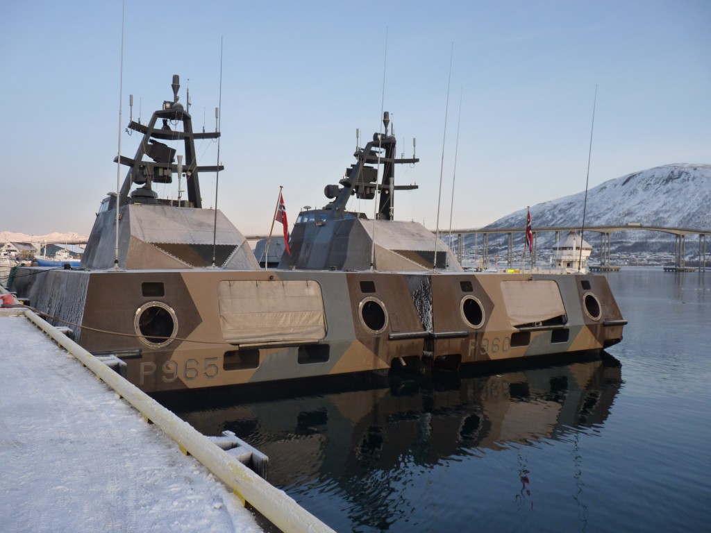 Norwegian naval patrol boats in Tromso harbour (Irene Quaile/Deutsche Welle)