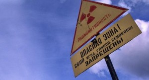 Radiation sign. (Thomas Nilsen / The Independent Barents Observer)