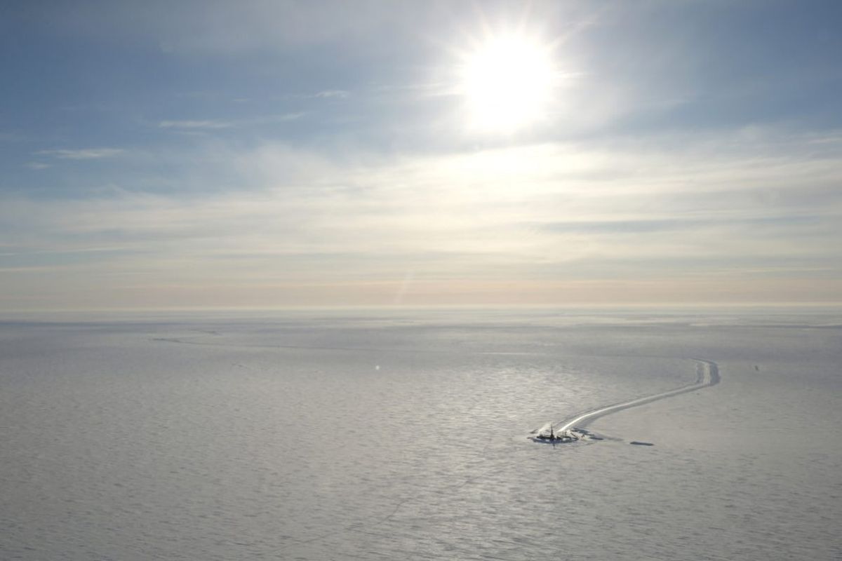 Smith Bay drilling rig in Alaska Arctic southeast of Barrow. (Caelus Energy undated handout photo)