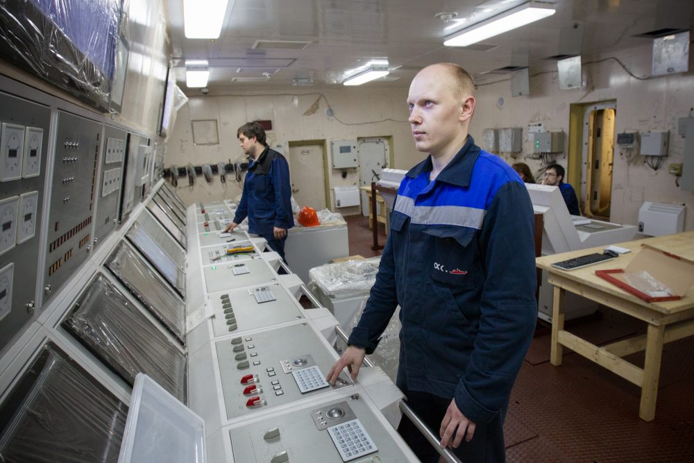The Akademik Lomonosov is undergoing dock trials at the St. Petersburg Shipyard. (http://stock.rosenergoatom.ru/)