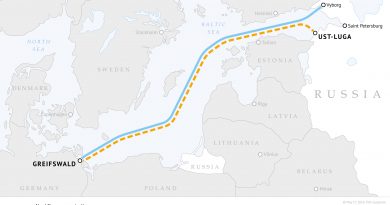 blog-ceci-nest-pas-une-pipe-the-surrealism-of-russias-three-new-arctic-pipelines-4