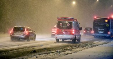 blowing-snow-reduces-visibility-in-southern-finland-accident-on-motorway-shuts-down-traffic