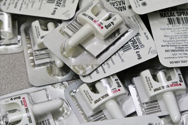 alaska-assembles-narcan-rescue-kits-hopes-preventing-overdose-deaths-1