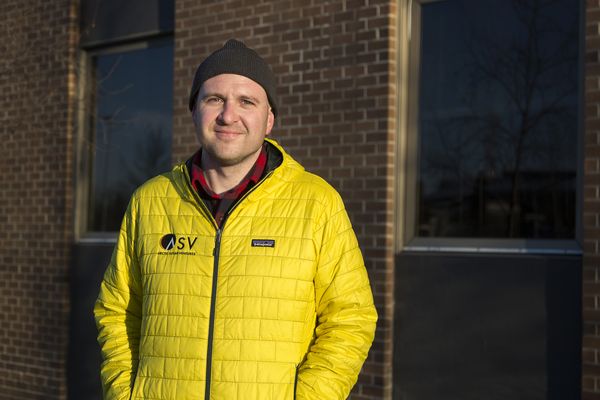 alaska-warms-to-solar-power-as-prices-fall-and-benefits-grow