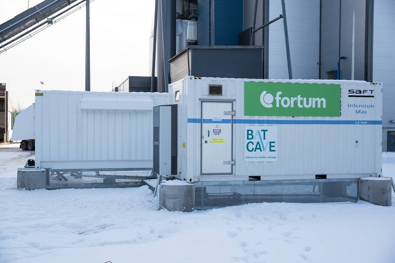 nordics-biggest-lithium-ion-battery-helping-hydropower-in-finland