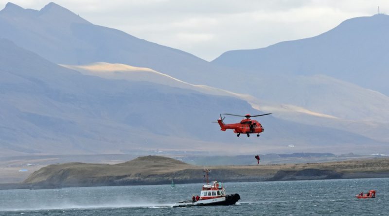 arctic-coast-guard-forces-team-up-for-shipping-emergencies