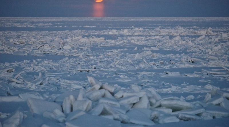 what-tiny-particles-blowing-in-alaskas-north-slope-air-tell-us-about-oil-field-pollution