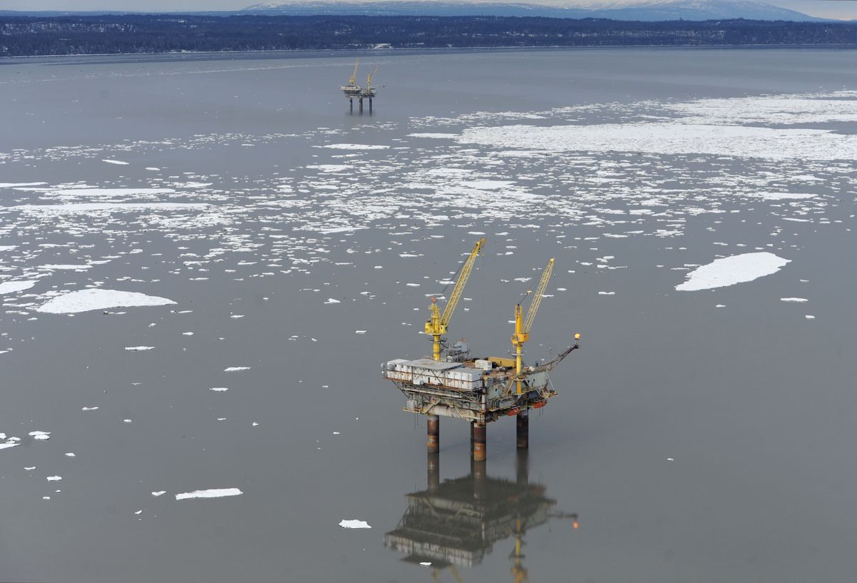 officials-oil-no-longer-leaking-from-cook-inlet-pipeline-but-scope-and-cause-of-spill-still-unknown