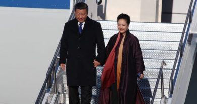 following-trump-visit-chinese-president-stops-in-anchorage-to-meet-with-alaska-governor