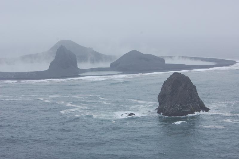 alaskas-tiny-restless-bogoslof-volcano-erupts-again-and-researchers-wont-be-going-there-anytime-soon-1