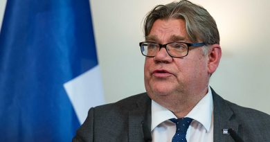 finlands-foreign-minister-visits-washington-en-route-to-arctic-council-summit