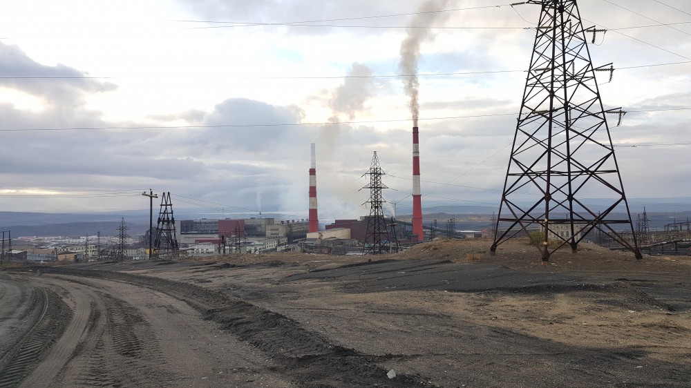 russian-mining-company-announces-sharp-drop-in-emission-near-norwegian-border-1