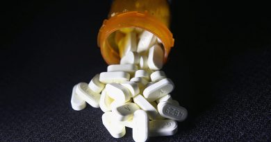alaska-officials-looking-into-lawsuit-against-opioid-drugmakers