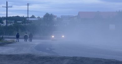 dust-busting-bush-alaska-clouds-with-choking-dust-and-residents-want-to-do-something-about-it