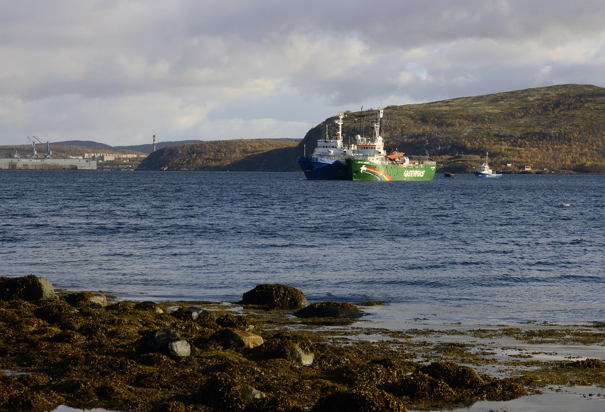 norwegian-coast-guard-tows-arctic-sunrise-to-tromso