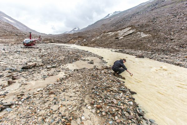 alaskas-small-high-mountain-glaciers-play-a-big-role-in-groundwater-and-river-systems-2