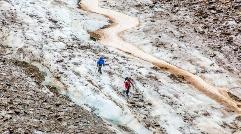 alaskas-small-high-mountain-glaciers-play-a-big-role-in-groundwater-and-river-systems