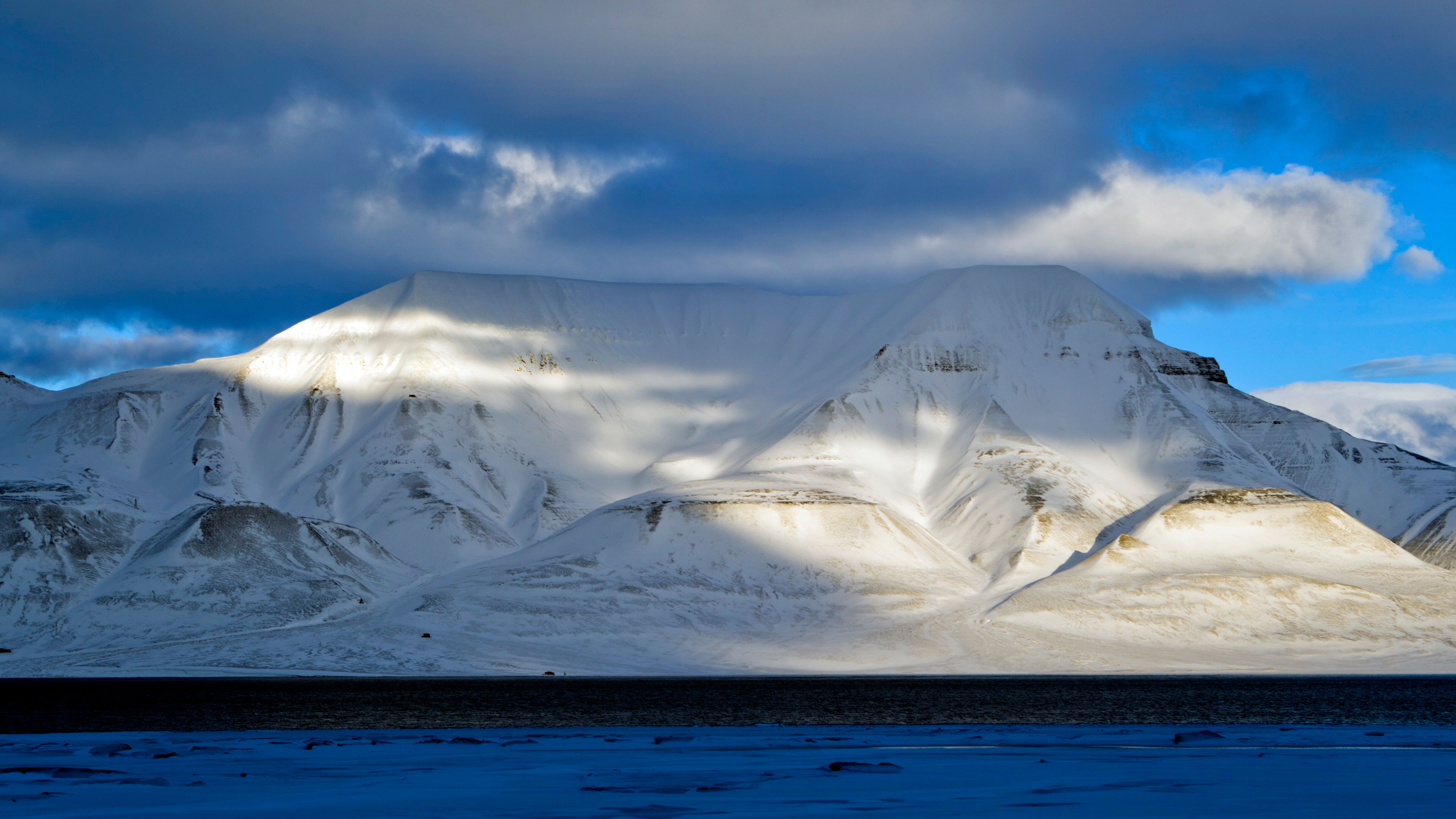 Volunteers take action to clean Svalbard’s plastic-riddled beaches