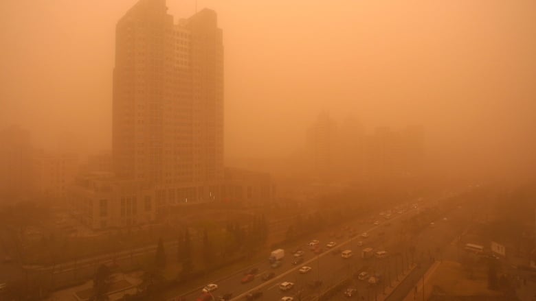 Is Asian desert dust warming the Arctic's sea surface and confusing satellites? – Eye on the Arctic