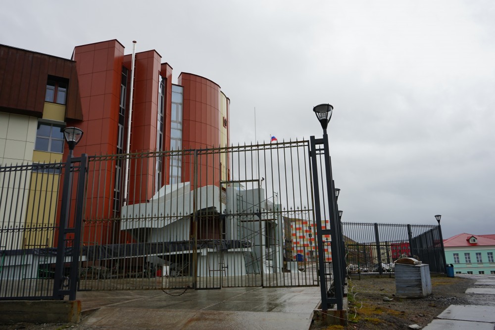 Russia has a rather large Consulate General in Barentsburg. (Thomas Nilsen/The Independent Barents Observer)