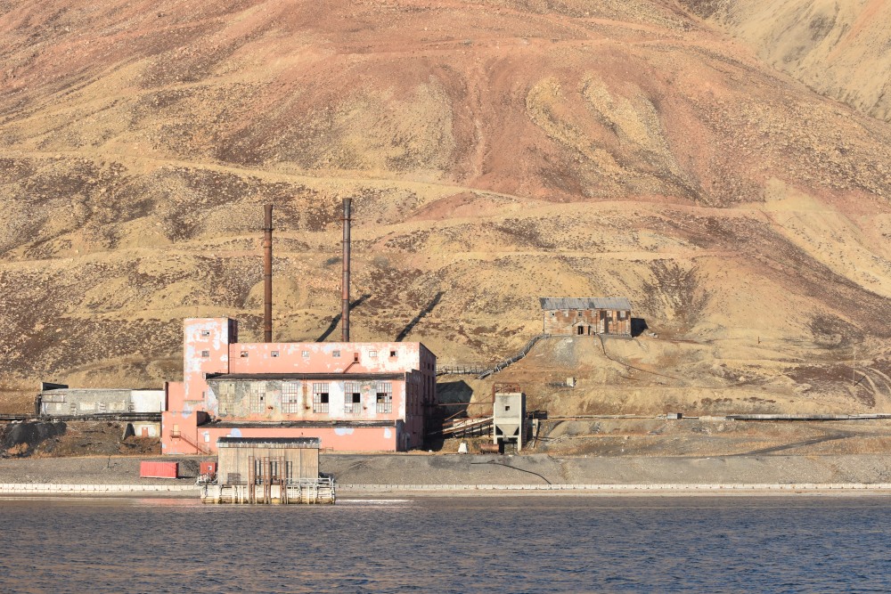 Pyramiden’s coal power plant provided both heat and electricity. (Thomas Nilsen/The Independent Barents Observer)