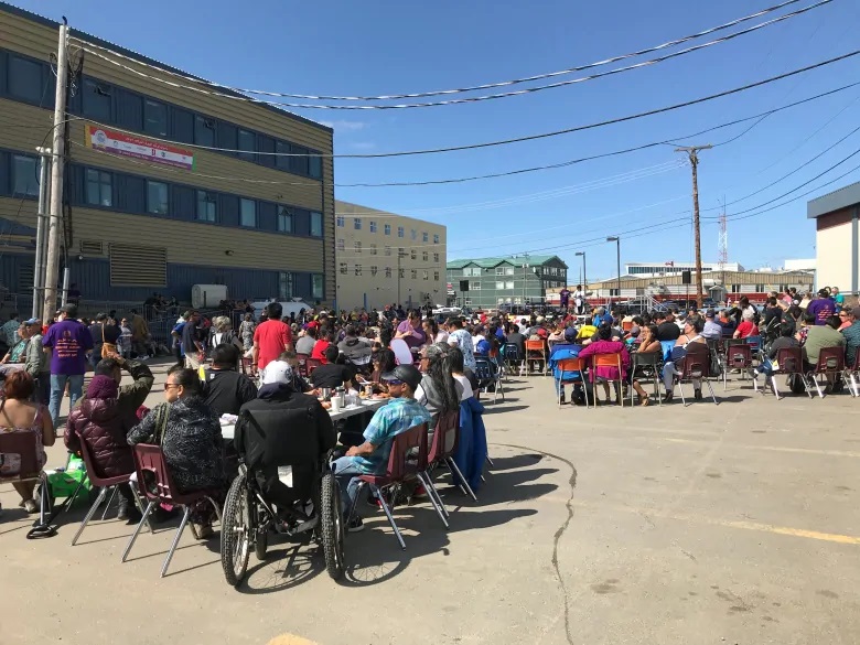 Tables and chairs were set up in downtown Iqaluit for Nunavut Day festivities. (Sara Frizzell/CBC)