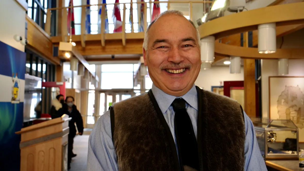 joe-savikataaq-arviat-south.png