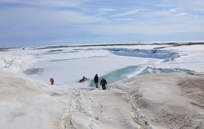 The Igloolik water reservoir