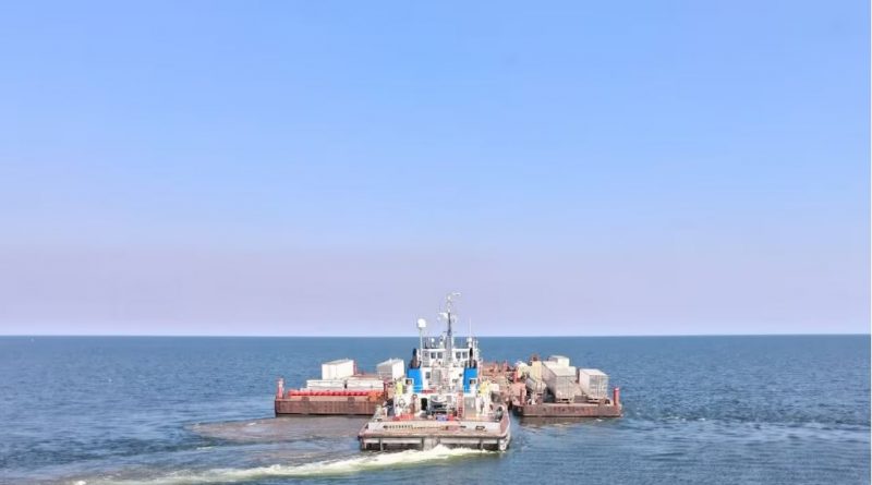 Norman Wells, N.W.T., businesses prepare for another uncertain barge season